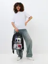  / 