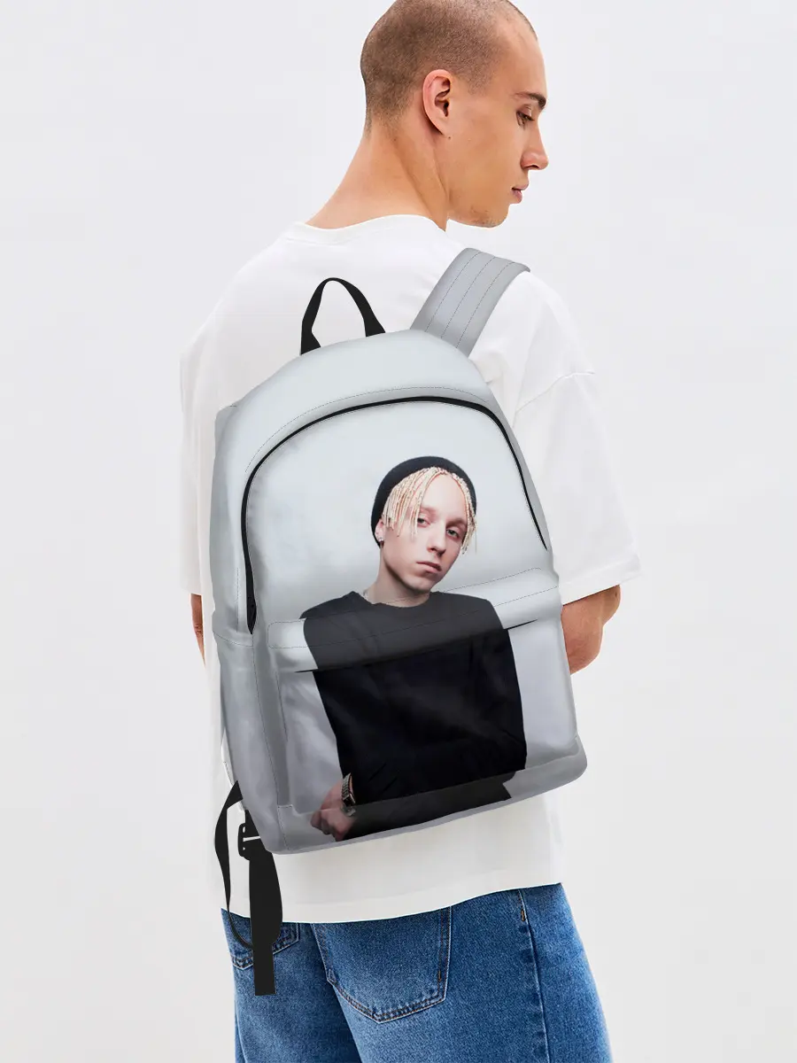 / 