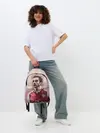  / 