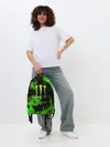  / 