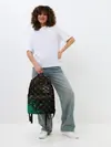 / 