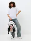  / 