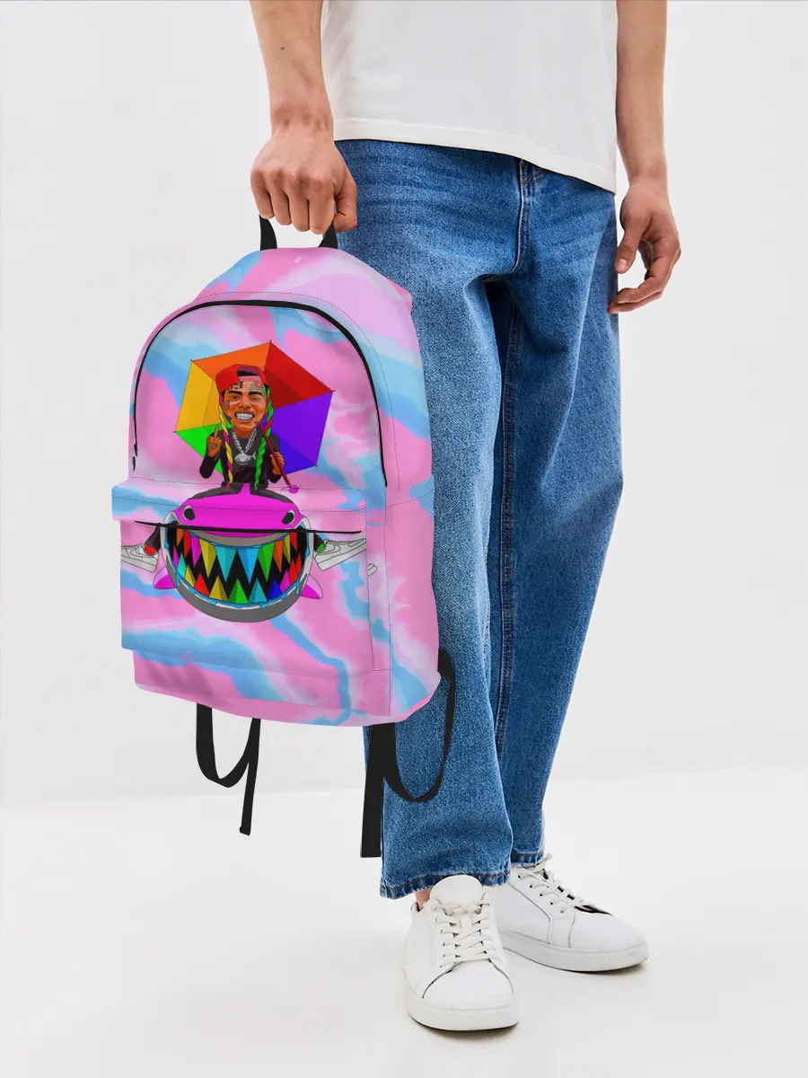  / 