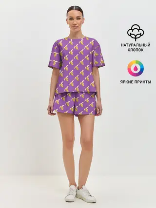 Женская пижама с шортами / Бананы на лиловом паттерн