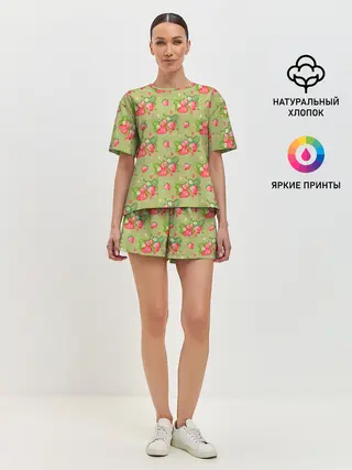 Женская пижама с шортами / Клубничка паттерн