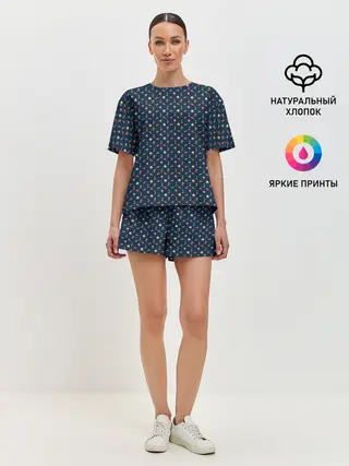 Женская пижама с шортами / Новогодний фон