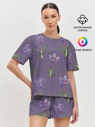 Женская пижама с шортами / Цветы шафрана на фиолетовом