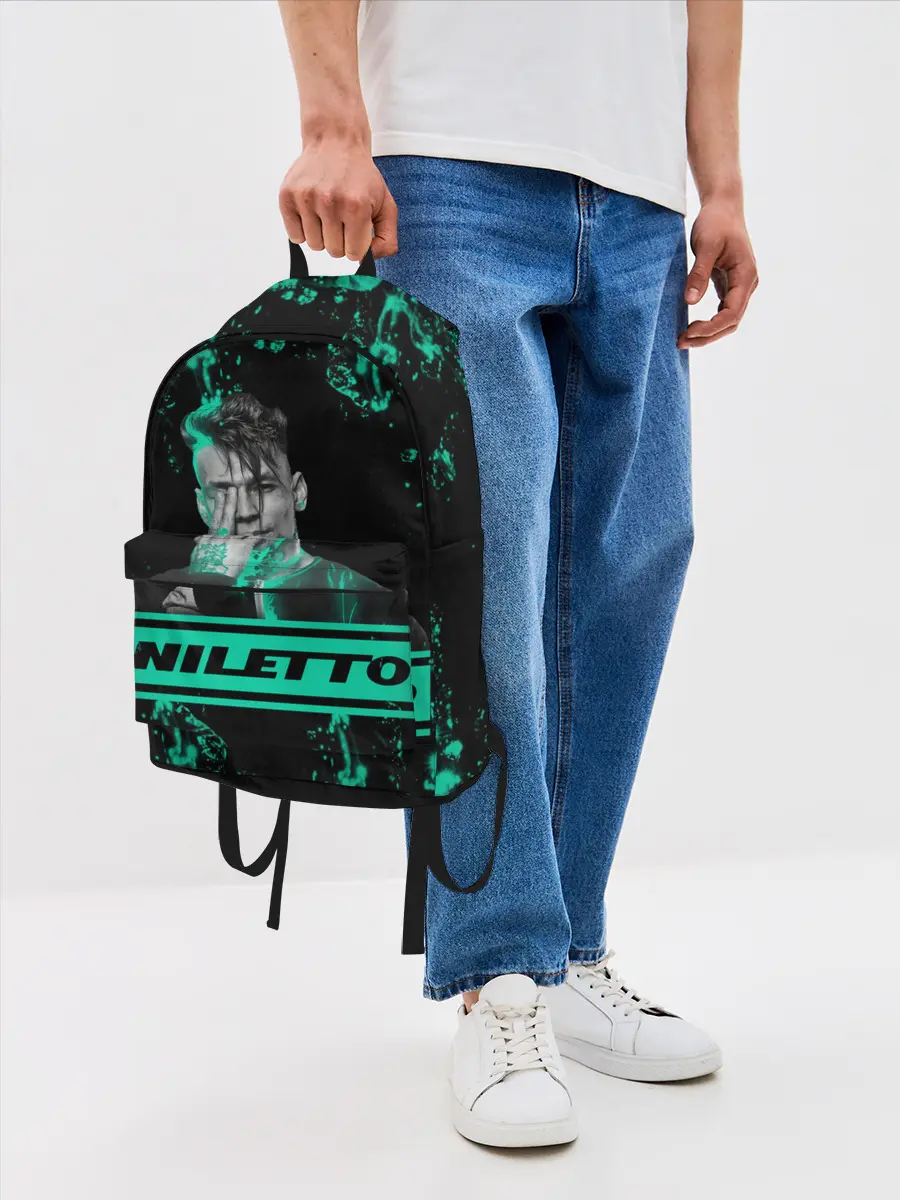  / 