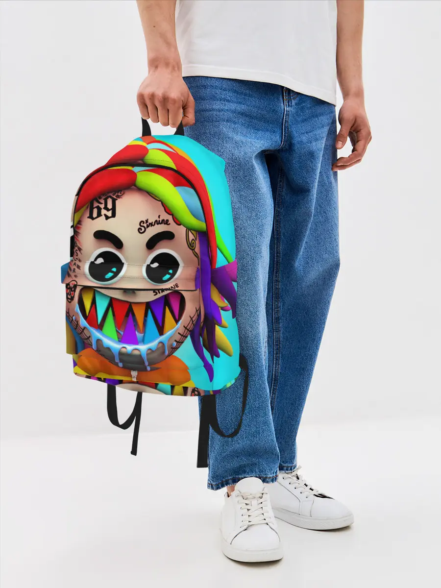 / 