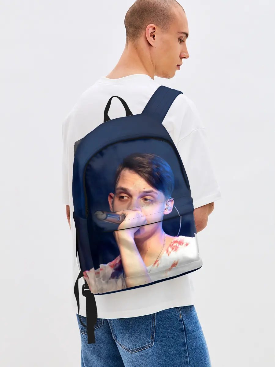  / 