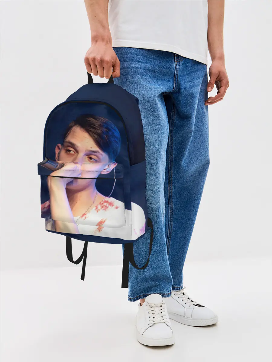  / 