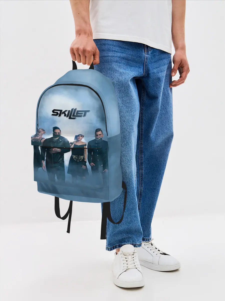  / 