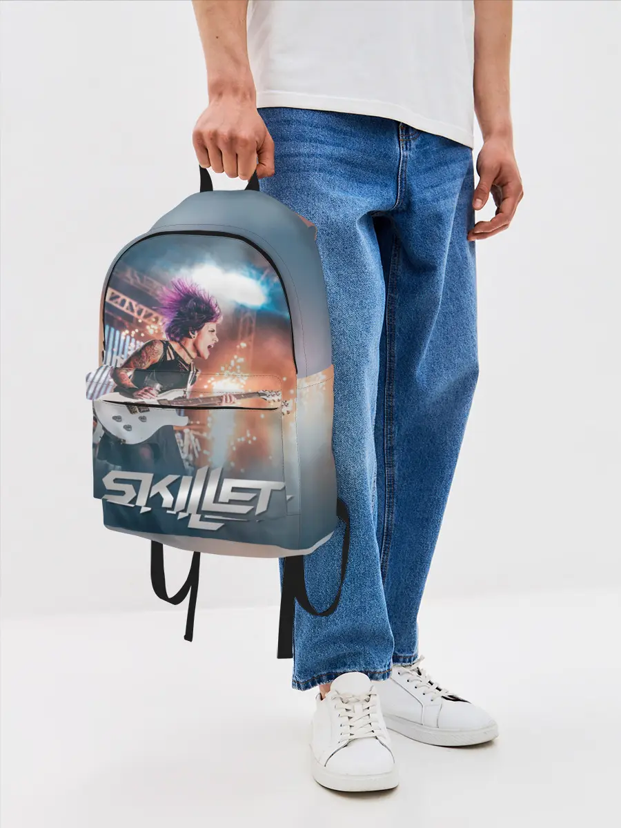  / 