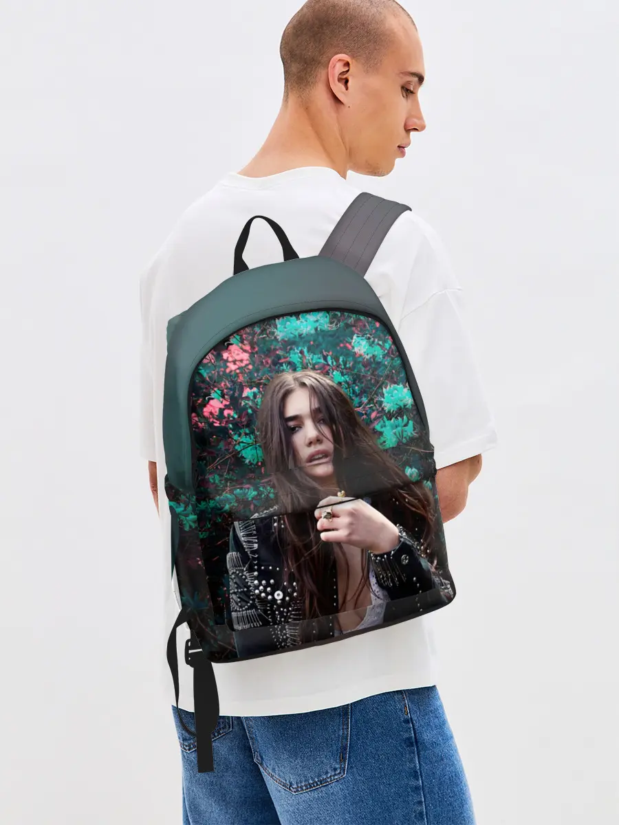  / 