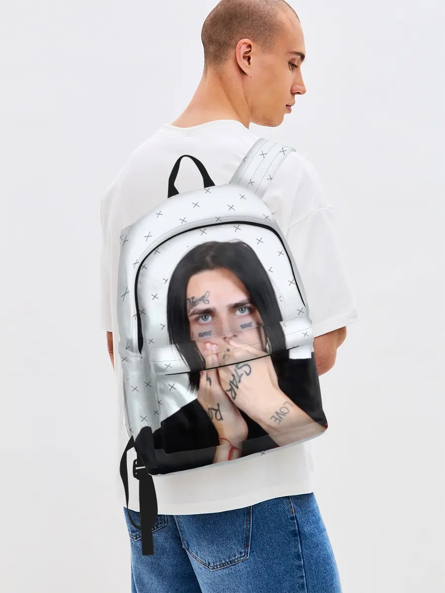  / 