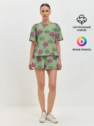 Женская пижама с шортами / Пионы на светло зеленом фоне