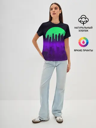 Женская базовая футболка / НЕОНОВЫЙ ГОРОД