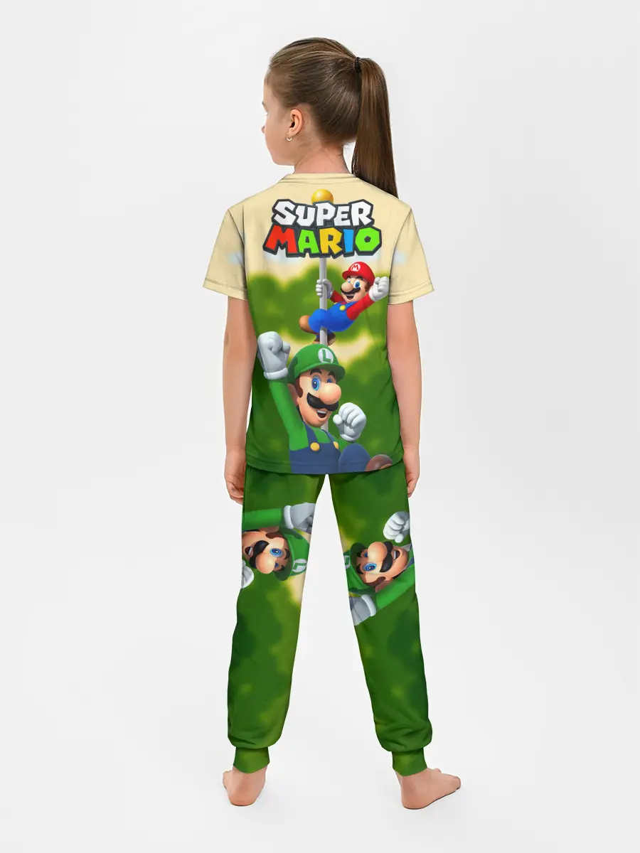  / 