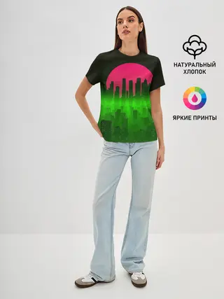 Женская базовая футболка / НЕОНОВЫЙ ГОРОД