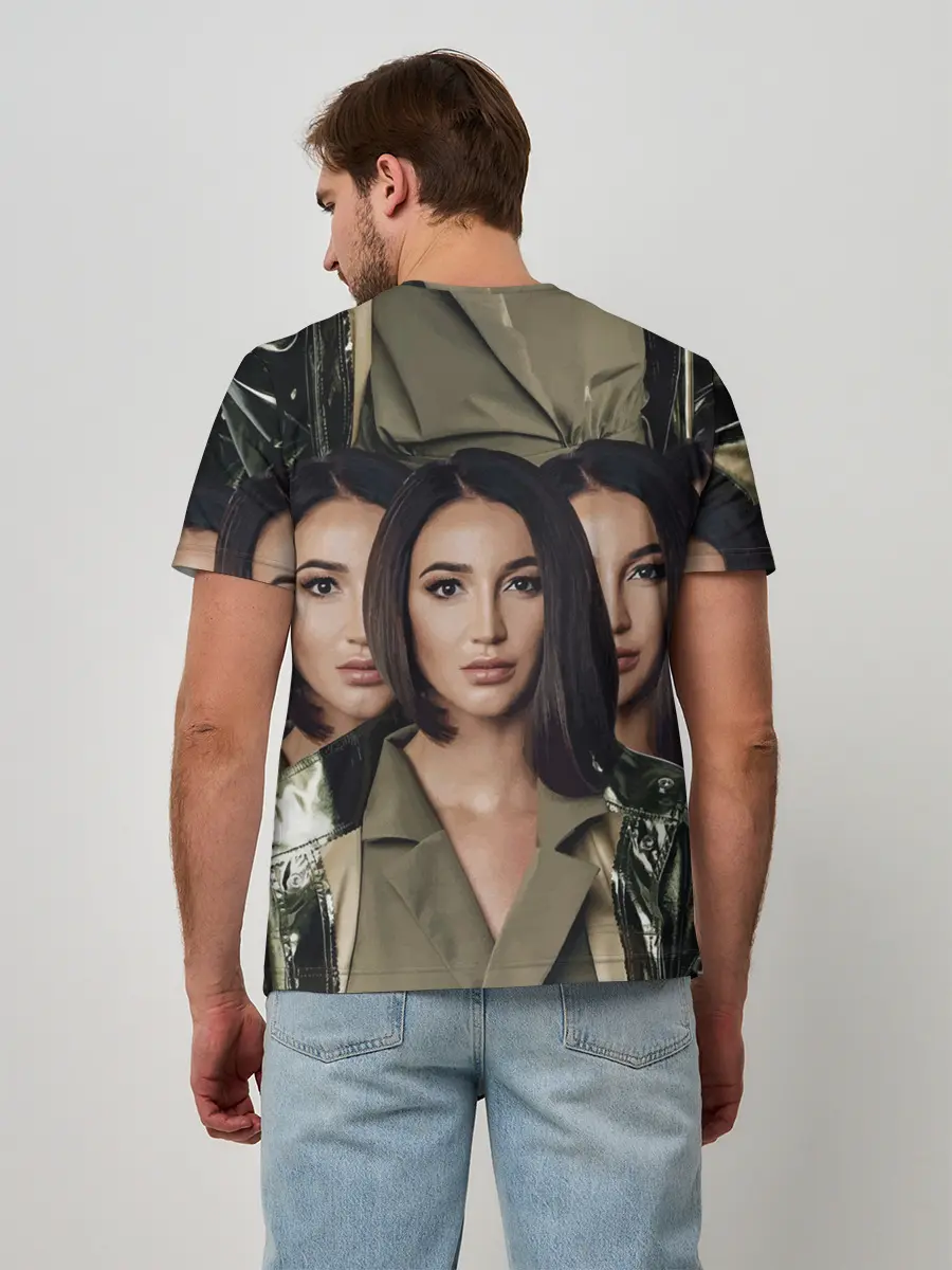  / 