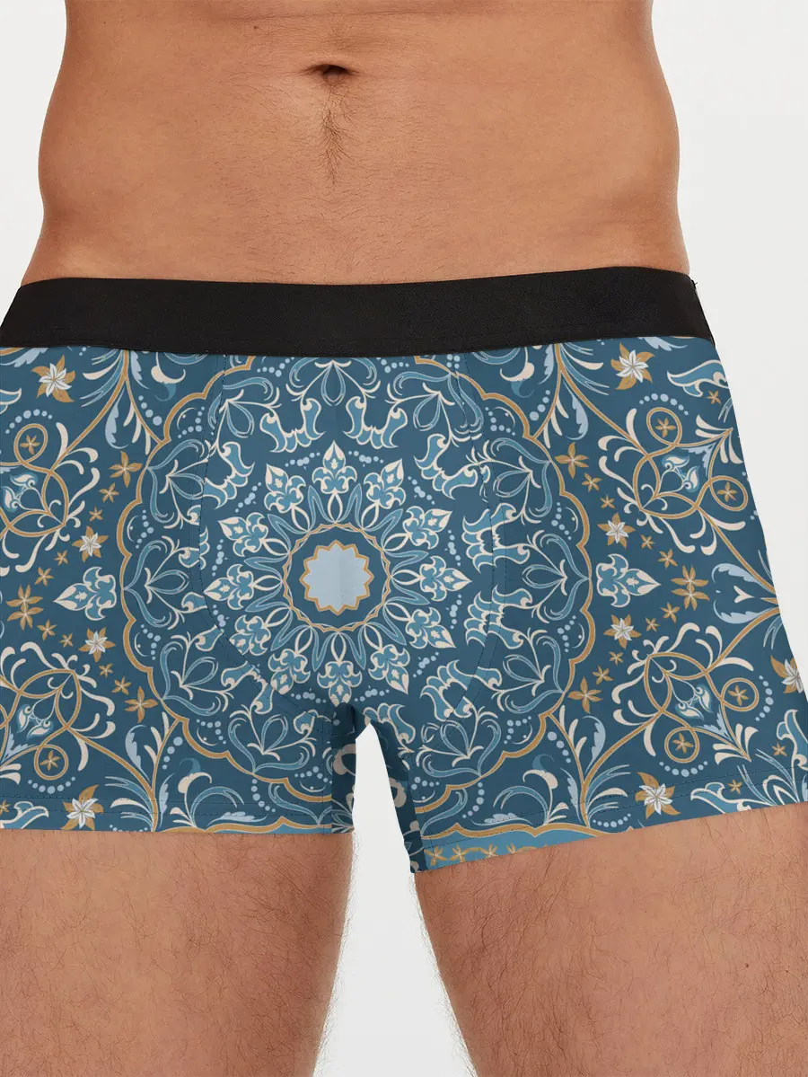 / 