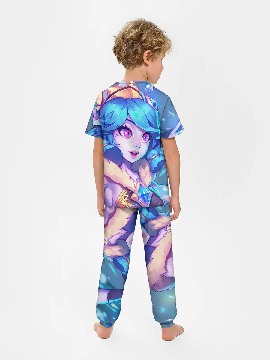  / 