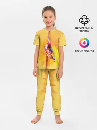 Детская пижама с брюками / Гимнастика на полотнах