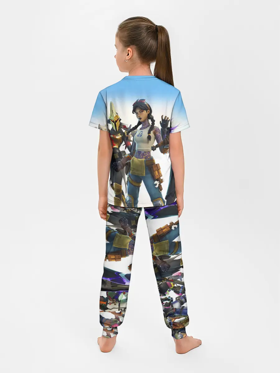  / 