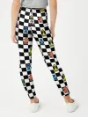  / 